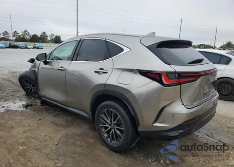 2025 Lexus Nx 250 Premium z USA, uszkodzony, nr VIN 2T2GDCAZ2SC017727